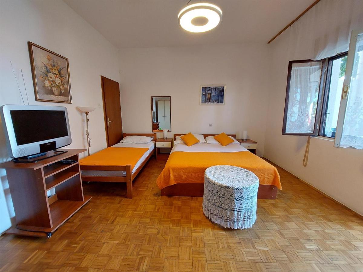 Apartments Faran Crikvenica Exterior photo