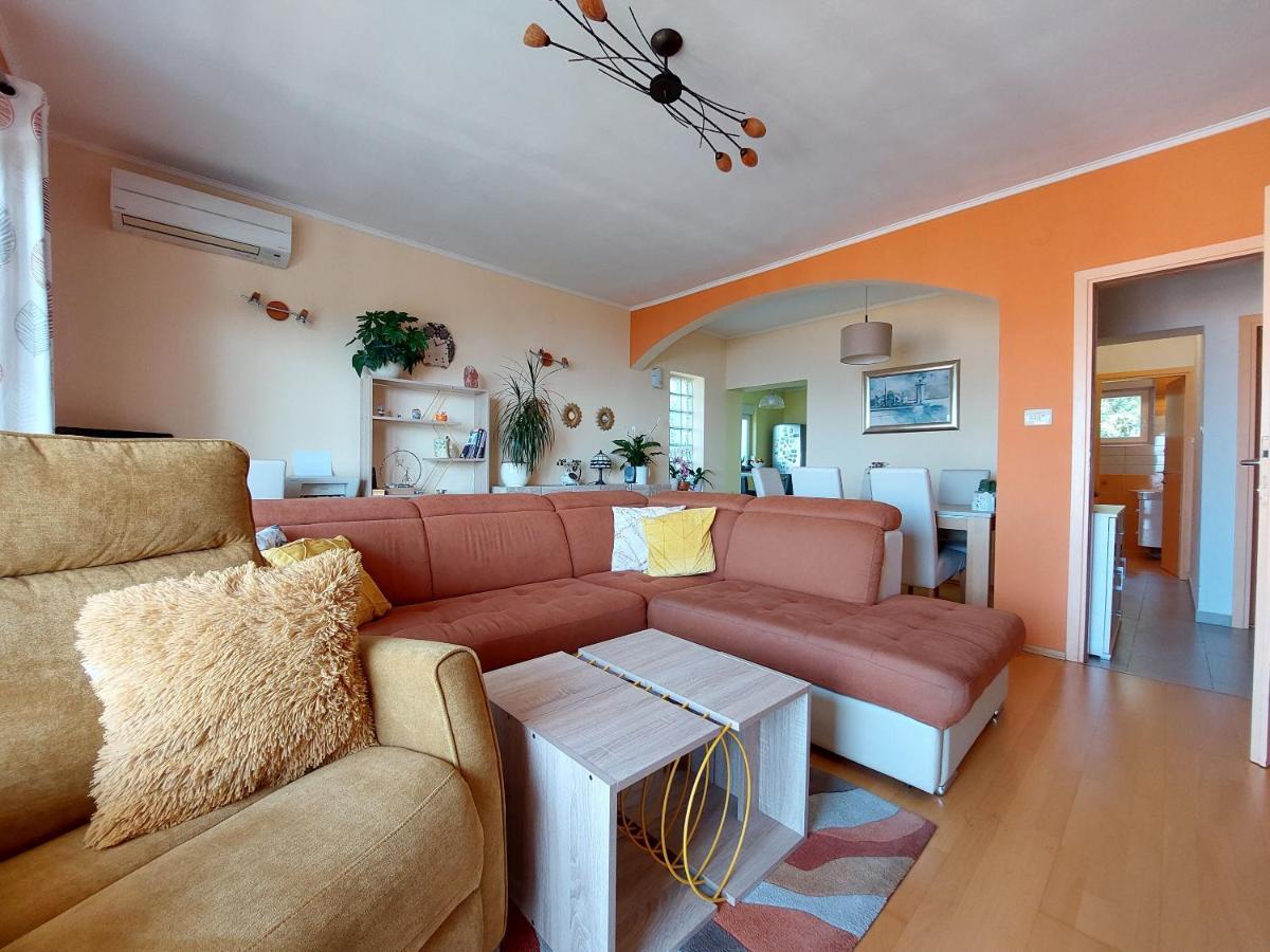 Apartments Faran Crikvenica Exterior photo