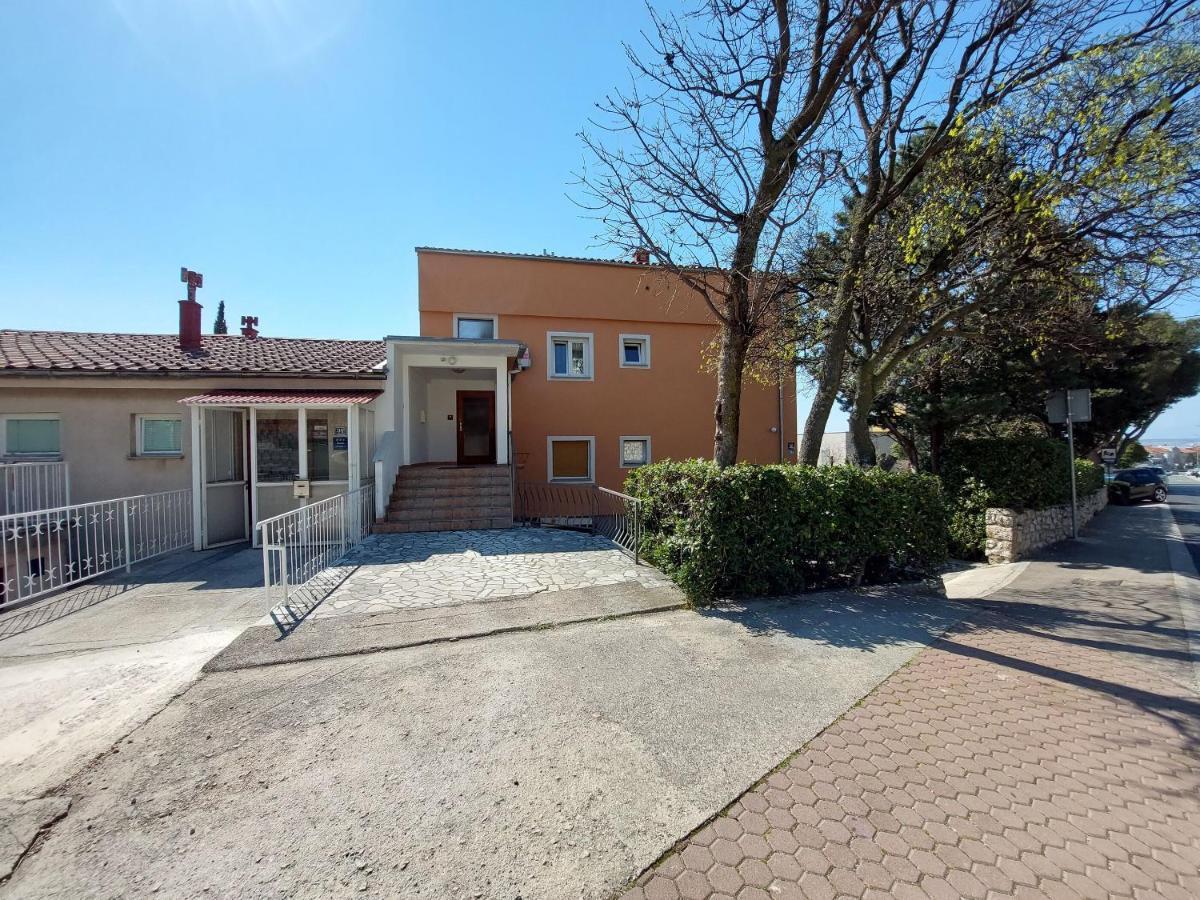 Apartments Faran Crikvenica Exterior photo